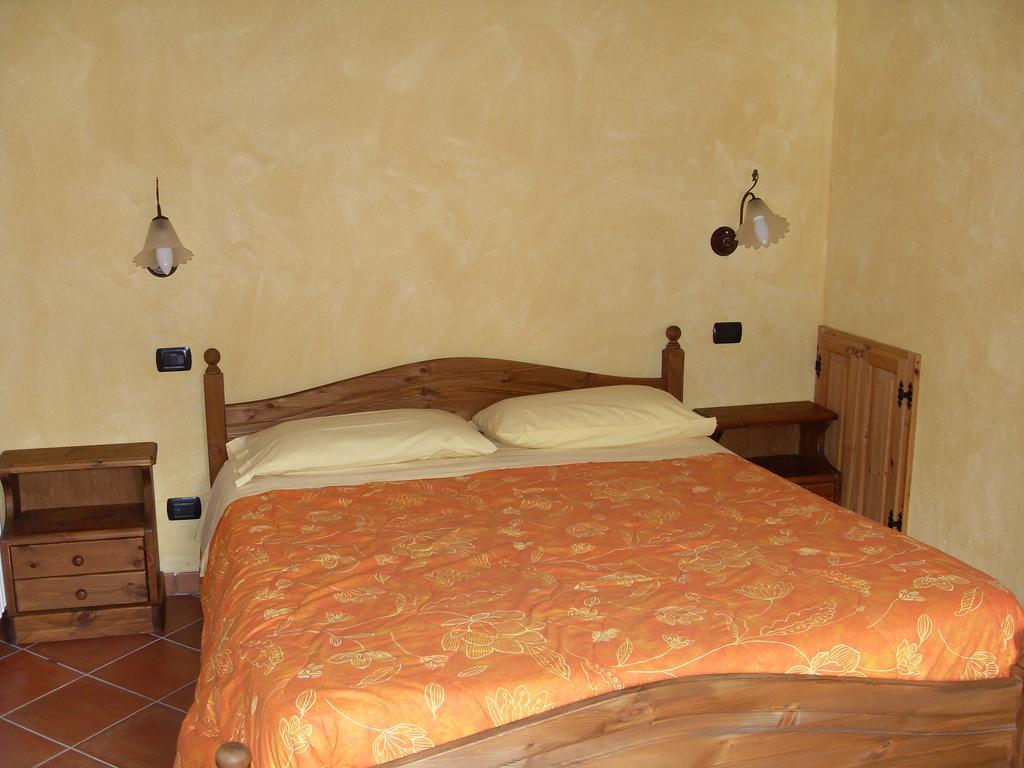 Residence Les Myosotis Champoluc Exterior photo