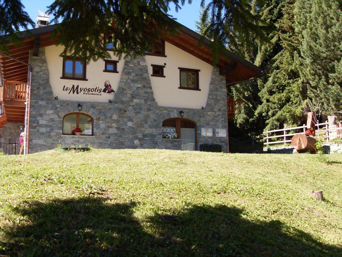 Residence Les Myosotis Champoluc Exterior photo